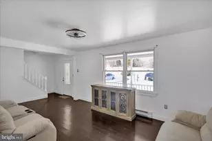 3059 Buckthorn Dr, Lancaster, PA 17601 - Photo 5