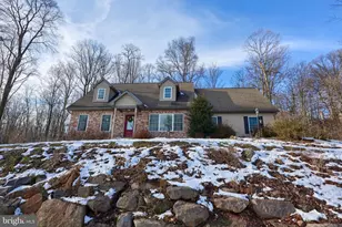 570 Mountain Top Dr, Denver, PA 17517 - Photo 5