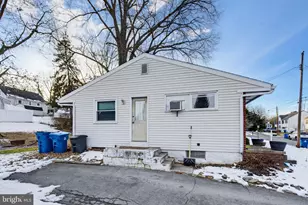 404 E New St, Mountville, PA 17554 - Photo 5