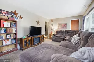 404 E New St, Mountville, PA 17554 - Photo 11