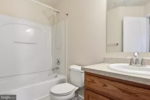 371 Dickens Dr, Lancaster, PA 17603 - Photo 21