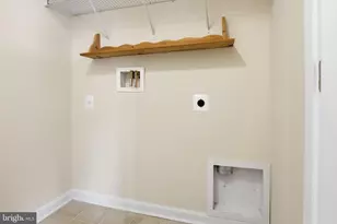 371 Dickens Dr, Lancaster, PA 17603 - Photo 15