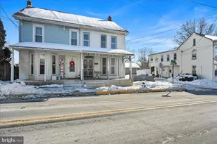 39 S 4th St, Denver, PA 17517 - Photo 3