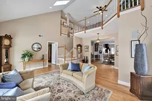 728 Woodfield Dr, Lititz, PA 17543 - Photo 3