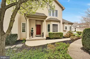 728 Woodfield Dr, Lititz, PA 17543 - Photo 5