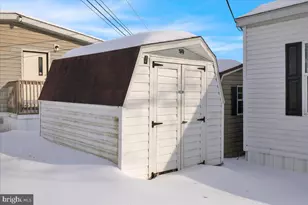 113 Meadow Ln, Lititz, PA 17543 - Photo 3