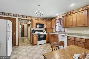 1387 Sheep Hill Rd, East Earl, PA 17519 - Photo 15