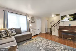 6547 Hollow Dr, East Petersburg, PA 17520 - Photo 3