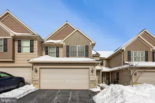 147 Fieldcrest Ln, Ephrata, PA 17522 - Photo 1