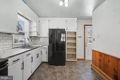 215 N Maple Street, Elizabethtown, PA 17022 - Photo 11