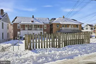 243 W Franklin St, Ephrata, PA 17522 - Photo 37