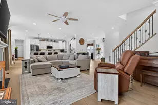 103 E Woods Dr, Lititz, PA 17543 - Photo 13