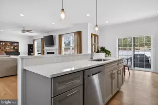 103 E Woods Dr, Lititz, PA 17543 - Photo 23