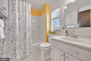 1827 Divot Ct, Lancaster, PA 17602 - Photo 17