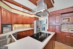 1827 Divot Ct, Lancaster, PA 17602 - Photo 7