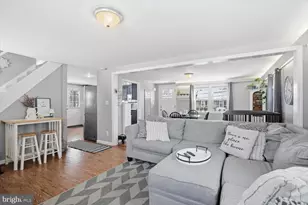 141 E Hummelstown St, Elizabethtown, PA 17022 - Photo 3