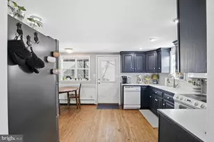 141 E Hummelstown St, Elizabethtown, PA 17022 - Photo 7