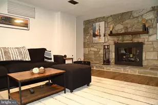 326 E Charlotte St, Millersville, PA 17551 - Photo 7