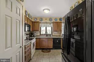 23 Eastbrooke Dr, Ephrata, PA 17522 - Photo 5