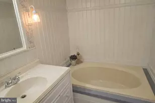 2 Log Ln, East Earl, PA 17519 - Photo 25