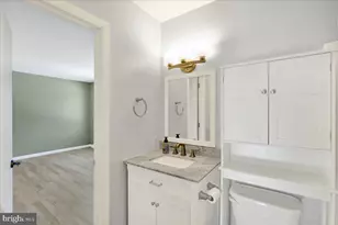 2439 Cypress Dr, Lancaster, PA 17602 - Photo 23