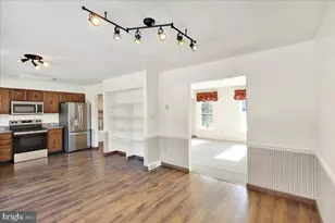 2439 Cypress Dr, Lancaster, PA 17602 - Photo 11