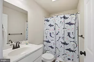 20 Pacific Blvd, Ephrata, PA 17522 - Photo 31