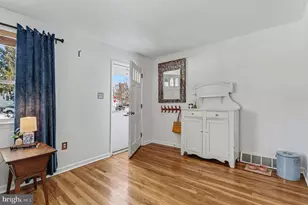 504 Hensley, Lititz, PA 17543 - Photo 9