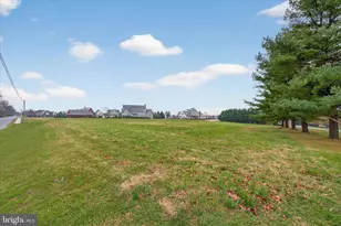 50 Meadowbreeze, Lititz, PA 17543 - Photo 9