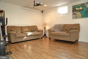 234 N 11th St, Akron, PA 17501 - Photo 19