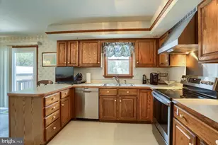 35 Dogwood Cir, Elizabethtown, PA 17022 - Photo 13