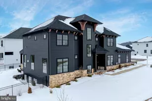 5848 Wild Lilac Dr, East Petersburg, PA 17520 - Photo 3