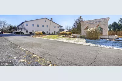 885 S Chiques Road, Manheim, PA 17545 - Photo 5