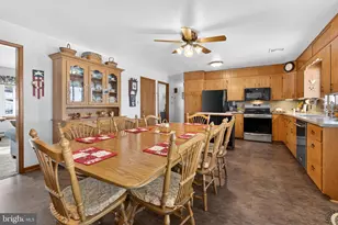 154 Valley View Dr, Ephrata, PA 17522 - Photo 9