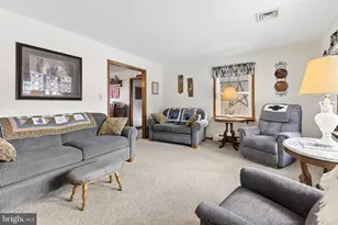 154 Valley View Dr, Ephrata, PA 17522 - Photo 5