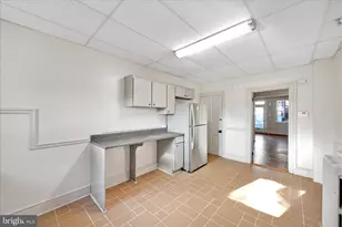 448 Fremont St, Lancaster, PA 17603 - Photo 17