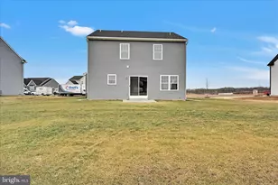 256 Pilgrim Dr, Lancaster, PA 17603 - Photo 5