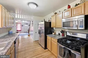 691 Cherry St, Columbia, PA 17512 - Photo 11