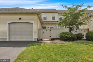 9 Spring Walk Ct, Lancaster, PA 17601 - Photo 1