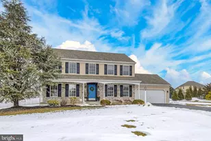 35 Sarah Ln, Mount Joy, PA 17552 - Photo 1