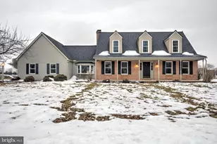 152 Kings Gate Dr, Lititz, PA 17543 - Photo 1