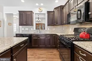 637 Lititz Reserve Ln, Lititz, PA 17543 - Photo 5