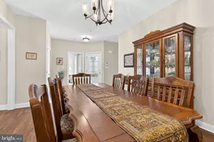 637 Lititz Reserve Ln, Lititz, PA 17543 - Photo 3