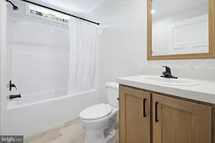 824 Carrie Ct, Lancaster, PA 17601 - Photo 21