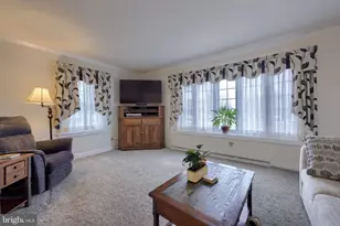 314 W Conestoga St, New Holland, PA 17557 - Photo 17