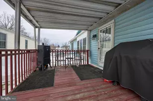 16 Terrie Ln, East Earl, PA 17519 - Photo 3