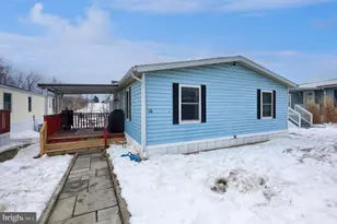 16 Terrie Ln, East Earl, PA 17519 - Photo 1