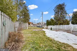 133 S Spruce St, Lititz, PA 17543 - Photo 33