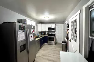 1126 Lancaster Ave, Columbia, PA 17512 - Photo 13