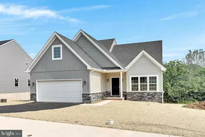 231 Pilgrim Drive, Lancaster, PA 17603 - Photo 1